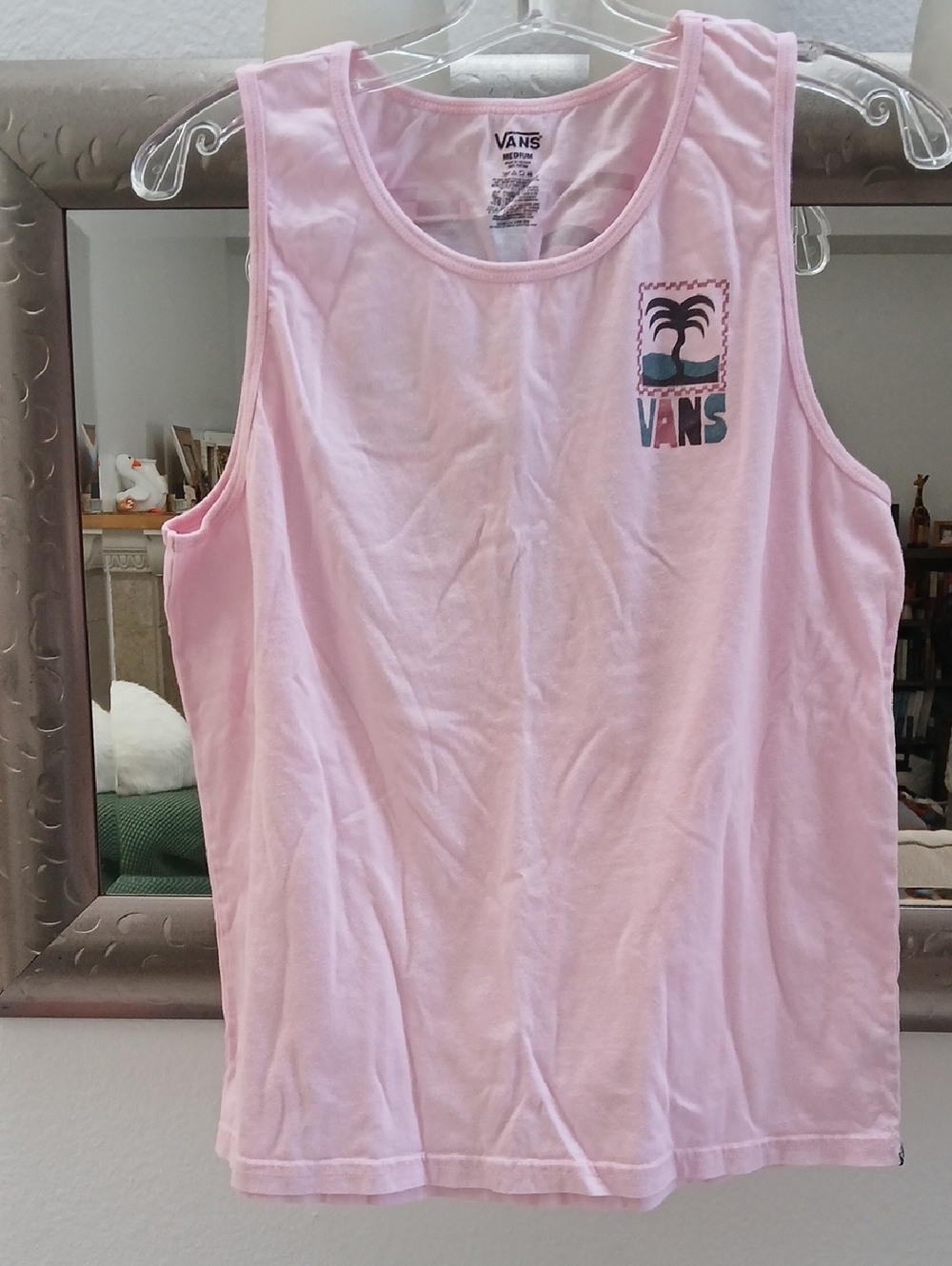 🩷3 FOR $15🩷 Vans Light Pink Palm Graphic Tank